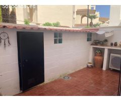 Apartamento con Jardín privado