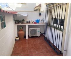 Apartamento con Jardín privado