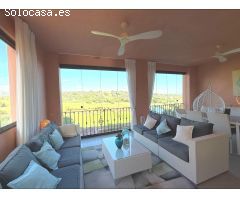 Chalet pareado reformado con vistas al mar, golf y montaña – Nueva Milla de Oro, Estepona