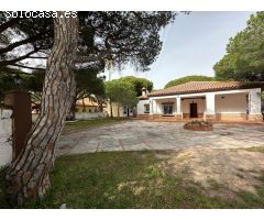 CHALET EN 2 PISTA DE LA BARROSA CON MAS DE MIL METROS DE PARCELA