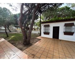 CHALET EN 2 PISTA DE LA BARROSA CON MAS DE MIL METROS DE PARCELA