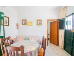 SE VENDE CASA CON TERRENO EN PATERNA DE RIVERA
