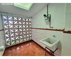 ¡No dejes pasar esta oportunidad! Piso de 3 dormitorios con terraza y lavadero.