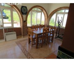 CHALET CON TERRENO DE 4600M2 EN ZONA DEL FLORÍN