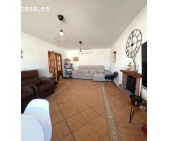 CHALET CON PISCINA MARQUESADO