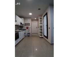 PISO PLANTA BAJA EN EL CENTRO HISTÓRICO DE CADIZ