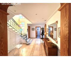 CASA INDEPENDIENTE  EN UNA PARCELA DE 1.704M