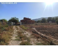 CHALET EN CONSTRUCCIÓN CON SOLAR