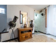 Os presentamos vivienda en pleno centro del Pueblo de Montroig.