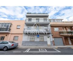 Pareado en Venta en Santes Creus, Tarragona