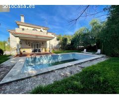 Chalet en Venta en Mairena del Aljarafe, Sevilla