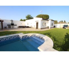 Chalet en Venta en Chiclana de la Frontera, Cádiz