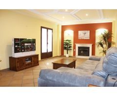 ¡CHALET CON UBICACIÓN PERFECTA EN LA BARROSA A TAN SÓLO METROS DEL MAR!