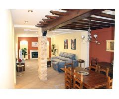 ¡CHALET CON UBICACIÓN PERFECTA EN LA BARROSA A TAN SÓLO METROS DEL MAR!