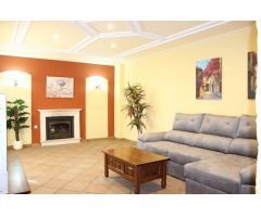 ¡CHALET CON UBICACIÓN PERFECTA EN LA BARROSA A TAN SÓLO METROS DEL MAR!