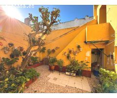VIVIENDA EN EL CENTRO DE CHICLANA