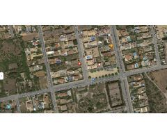 SOLAR CON USO RESIDENCIAL EN LAS PALMERAS