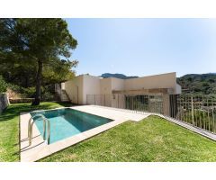 Impresionante Vivienda Unifamiliar con cubierta panorámica y piscina en Atalaya del Port de Sóller