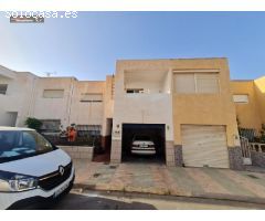 Casa o chalet en venta en calle Cristóbal Colón