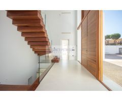 Chalet de lujo en Novo Sancti-Petri