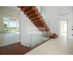 Chalet de lujo en Novo Sancti-Petri