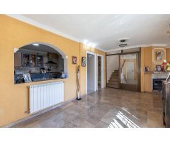 Chalet en Pinos Genil