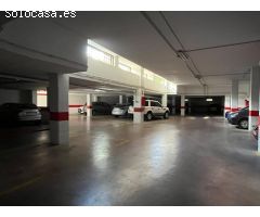 ¿Buscas rentabilidad con escaso mantenimiento? Lote de plazas de aparcamiento.