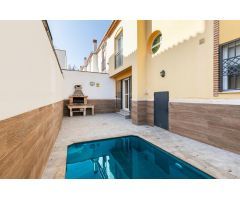 OPORTUNIDAD ÚNICA EN HUÉTOR VEGA – CHALET PAREADO CON PISCINA POR 310.000€!