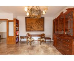 Increíble ático dúplex a reformar en zona Alhamar