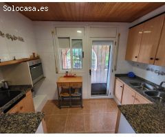 Magnífica Finca plana y ajardinada, con casa unifamiliar de 200 M2, a tan solo 1,5 km del pueblo