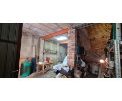 Solar de 60 M2 con infinidad de posibilidades de construcción