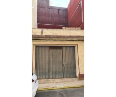 Solar de 60 M2 con infinidad de posibilidades de construcción