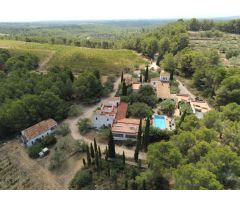 Única y exclusiva Finca de 8 has con varias viviendas y bodegas, vistas mar y montaña