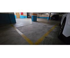 Plaza de parking de 16 M2, en edificio con ascensor