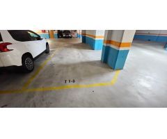 Plaza de parking de 16 M2, en edificio con ascensor