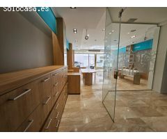 Magnífico local comercial en el corazón del pueblo