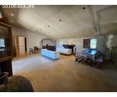 Bonita Finca Rústica con impresionante Masía de campo de 210 M2, vistas al mar