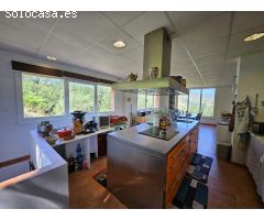 Espectacular casa rural de 400 m2 en Finca con magníficas vistas de la sierra