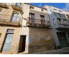 Gran casa de 265 M2 para reformar en el centro del pueblo