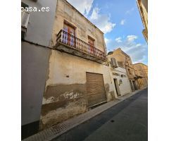 Gran casa de 265 M2 para reformar en el centro del pueblo