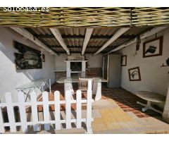 Finca Rustica con vivienda unifamiliar con varias construcciones y piscina