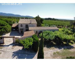 Única Villa de 900m² en Parcela de 1 ha + 90.000m² de Terreno, con Vistas al Mar, Delta del Ebro