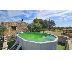 Finca Rústica de 14.000 M2, con casa de campo de 95 M2, a solo 3 km de la playa