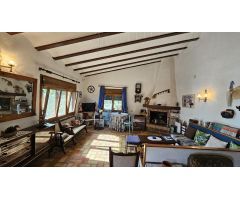 Finca Rústica de 14.000 M2, con casa de campo de 95 M2, a solo 3 km de la playa