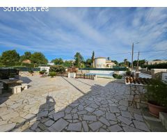 Encantadora Casa Unifamiliar en Venta en LAmetlla de Mar