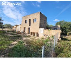 Exclusiva Finca Rústica de 48.805 M2 con antigua Masía de 284 M2, a 7 km de la playa