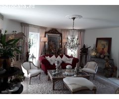 Magnífica propiedad de 4 hectáreas con 2 casas independientes, vista al mar y al delta del Ebro