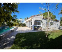 ¡Oportunidad única! Chalet con piscina y gran jardín en la costa de L’Ametlla de Mar ?????????