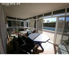 ¡Oportunidad única! Chalet con piscina y gran jardín en la costa de L’Ametlla de Mar ?????????