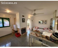 Chalet con piscina y jardín en l’Ametlla de Mar, cerca de las mejores calas